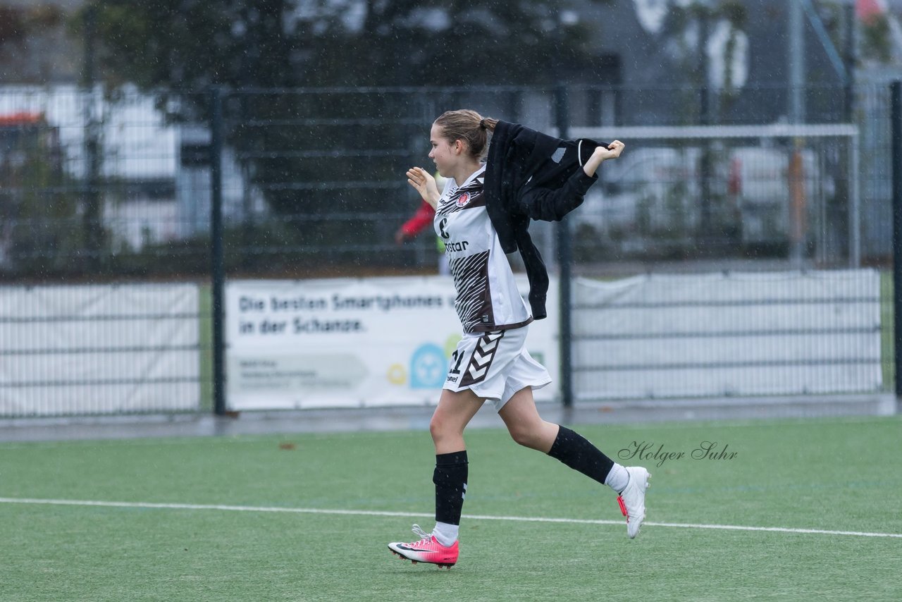 Bild 109 - B-Juniorinnen FC St.Pauli . Braedstrup IF : Ergebnis: 4:1